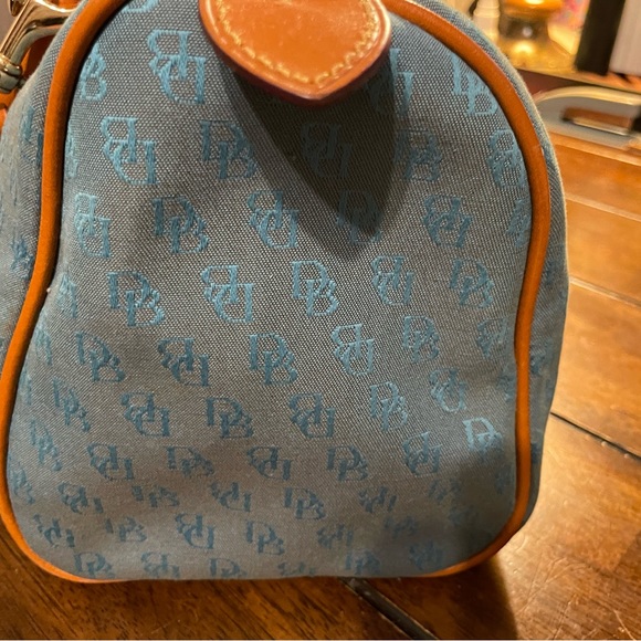 Dooney & Bourke NWOT monogram barrel satchel in green/blue color. - Picture 5 of 7